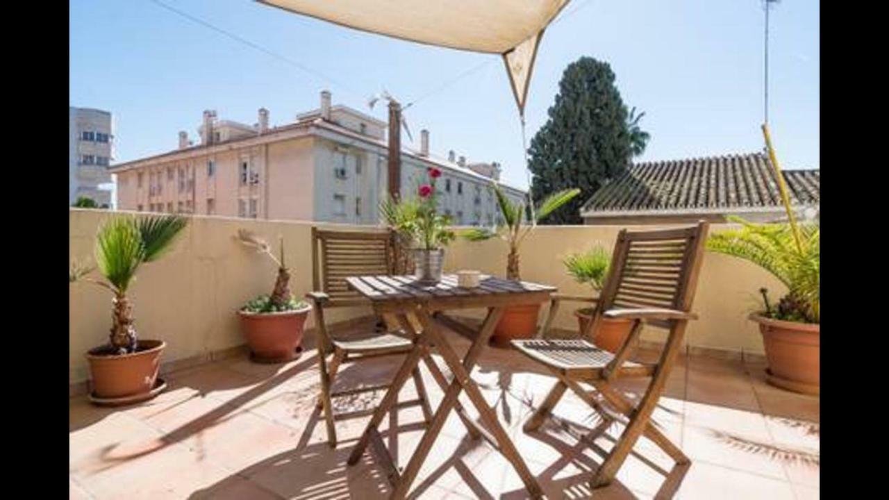 Kentia Rooms Malaga Exterior photo