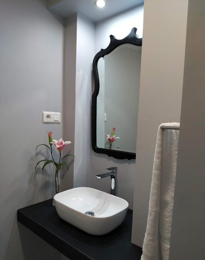 Kentia Rooms Malaga Exterior photo